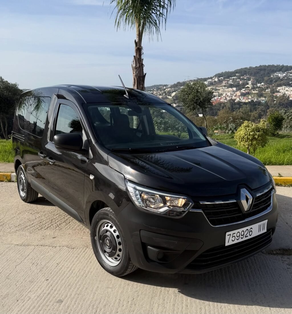 Instagram post from millenaire_car. This post is in position 0.